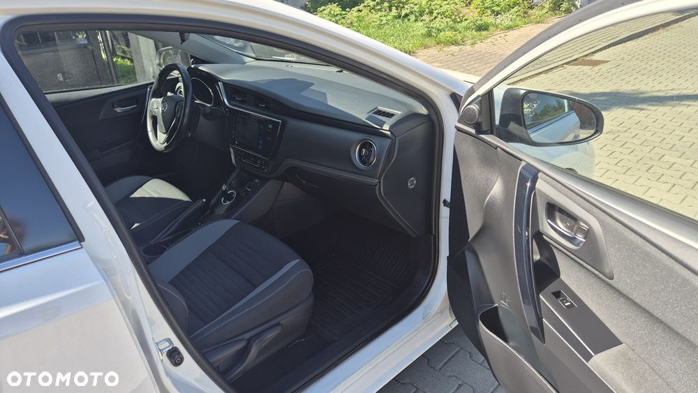 Toyota Auris 1.8 VVT-i Automatik Comfort - 10