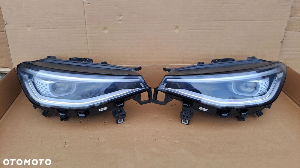 VW ID.4 PRAWA LEWA LAMPA FULL LED 11B941036N 11B941035N KOMPLET ŁADNE - 1