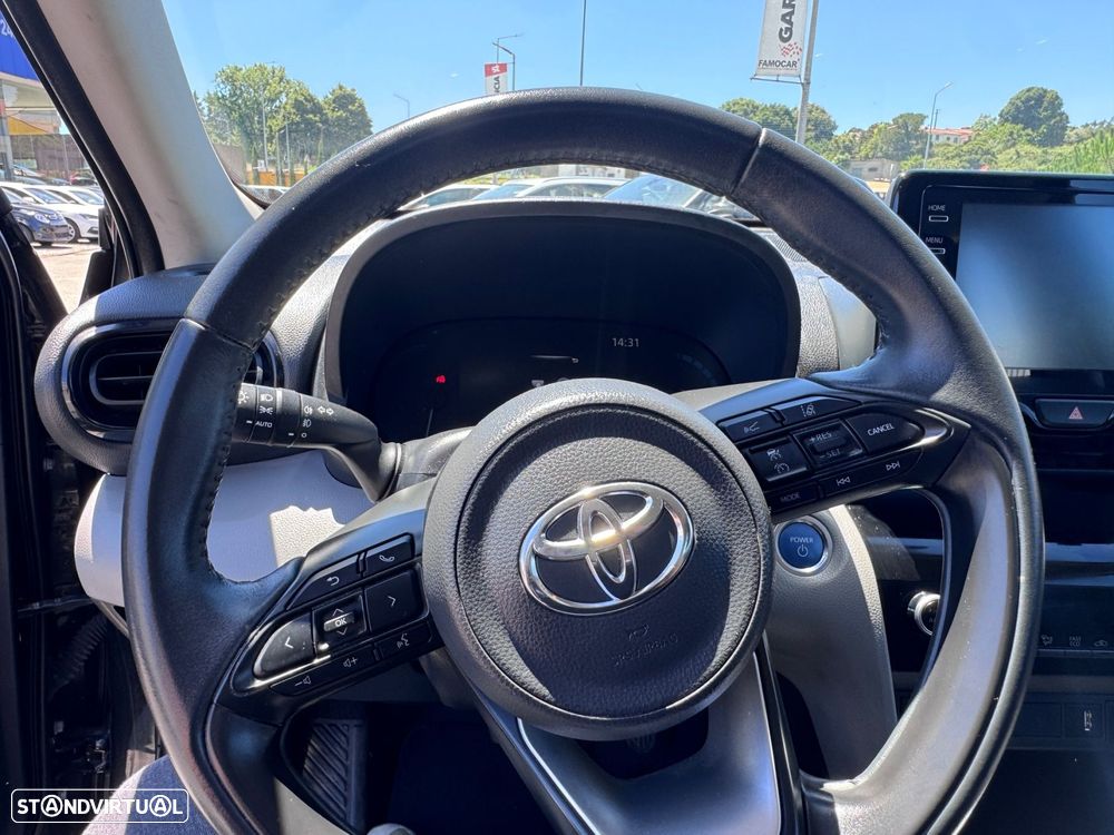Toyota Yaris Cross 1.5 HDF Comfort - 14