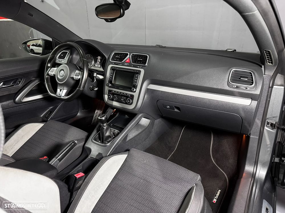 VW Scirocco 2.0 TDI R-Line - 13