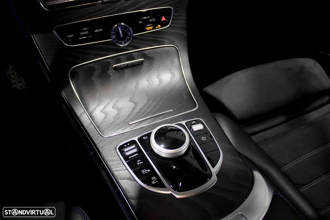 Mercedes-Benz C 300 de AMG Line - 35