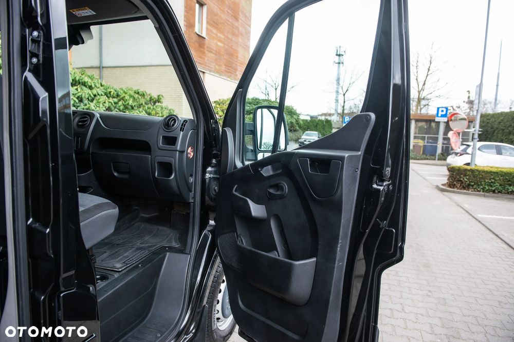 Renault Master ENERGY L2H2 VA 9-Sitzer - 32