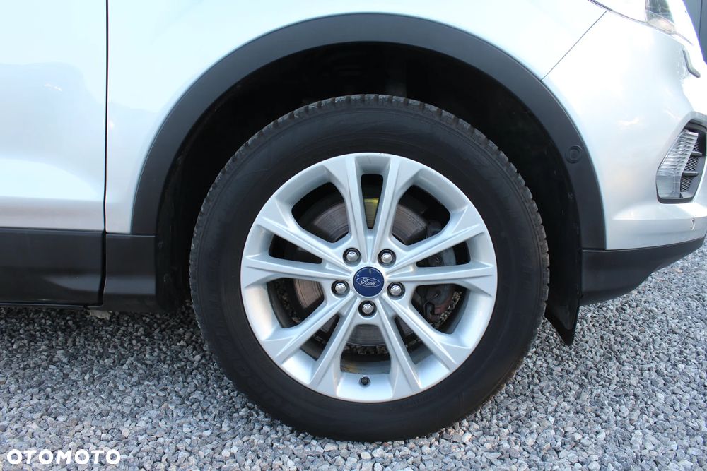 Ford Kuga 1.5 EcoBoost 2x4 Titanium - 33