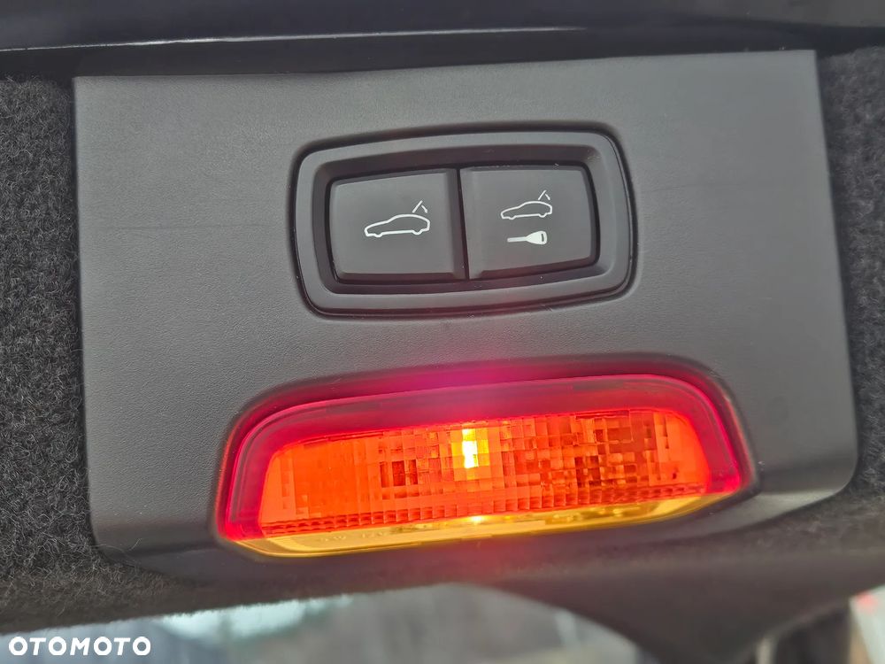 Porsche Cayenne Turbo Tiptronic S - 31