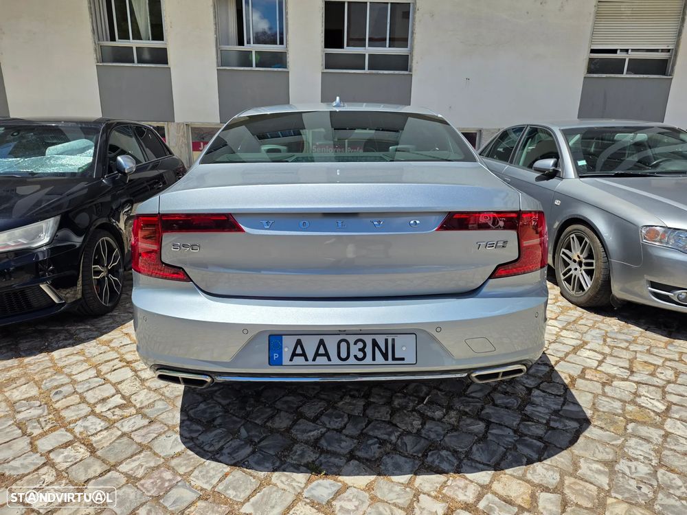 Volvo S90 - 2