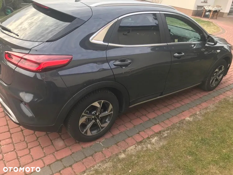 Kia XCeed 1.5 T-GDI M - 4
