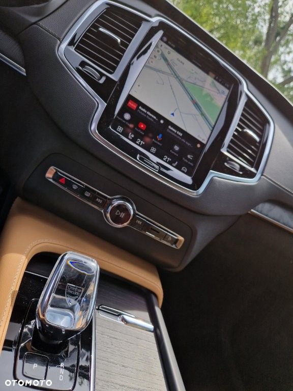 Volvo XC 90 T8 AWD Plug-In Hybrid Plus Black Edition 7os - 10