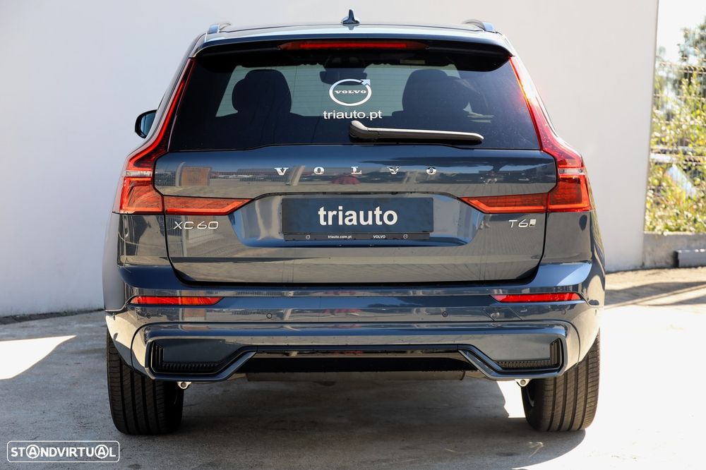 Volvo XC 60 2.0 T6 PHEV Plus Dark - 4
