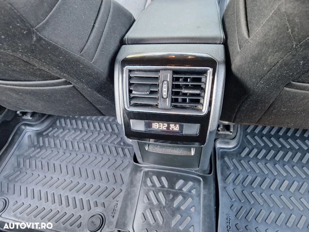 Skoda Superb 2.0 TDI Ambition - 8