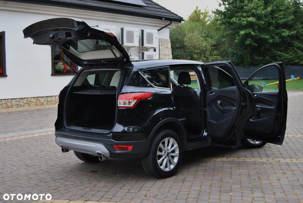 Ford Kuga 2.0 TDCi 4x2 Titanium - 19