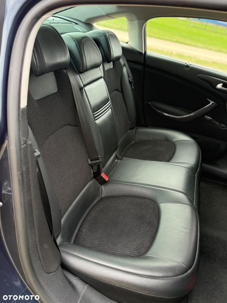 Citroën C5 HDi 135 Exclusive - 20