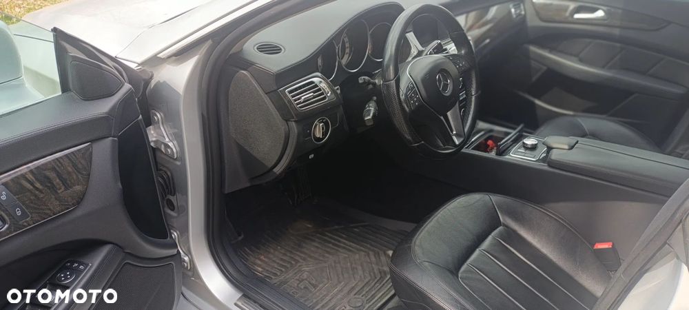 Mercedes-Benz CLS 350 CDI DPF 4Matic BlueEFFICIENCY 7G-TRONIC - 10