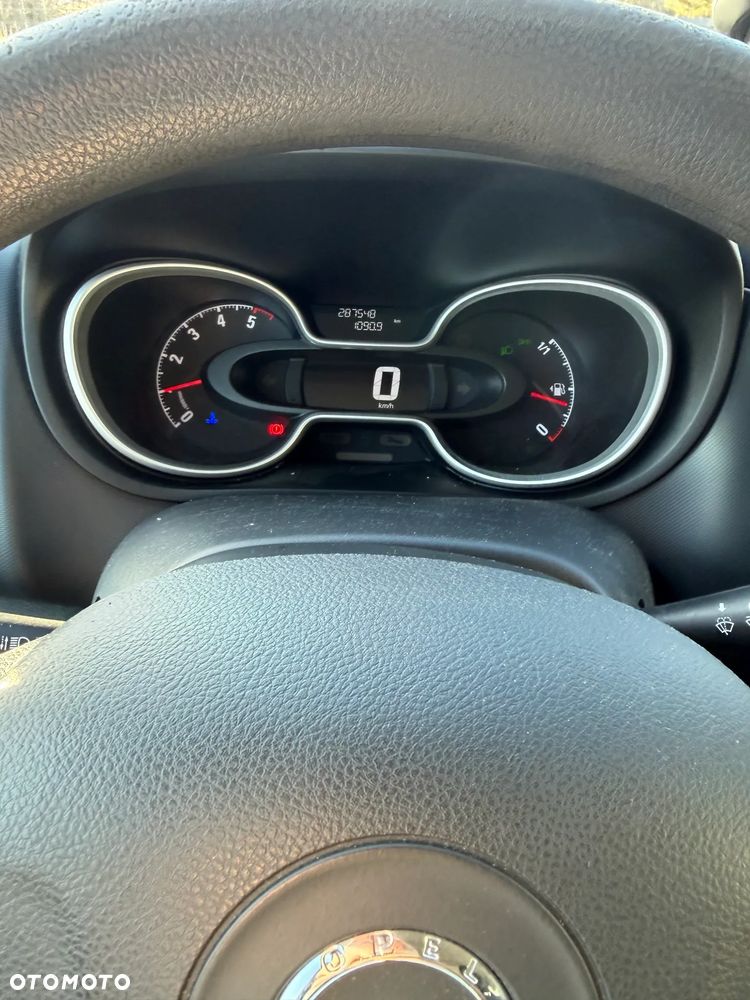 Opel Vivaro - 13
