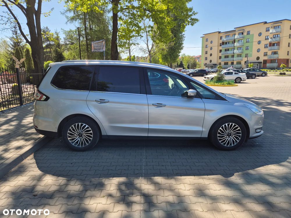 Ford Galaxy 2.0 EcoBlue Titanium - 4