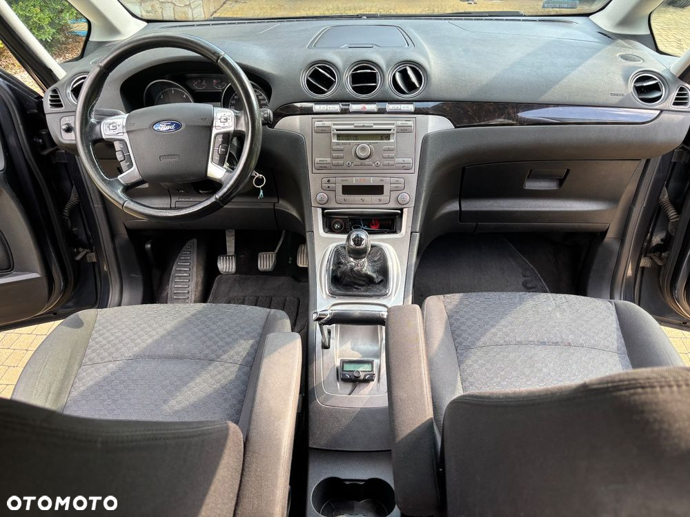 Ford Galaxy 1.8 TDCi Ghia - 16
