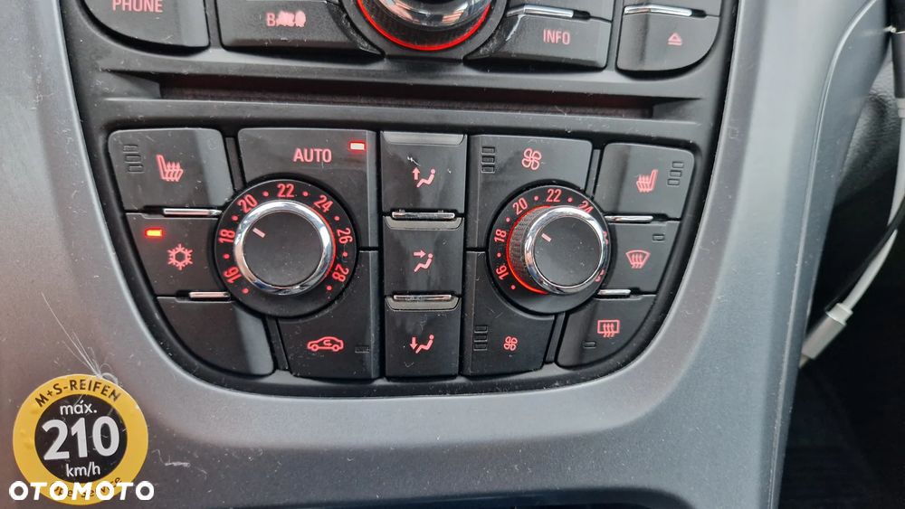 Opel Astra 1.4 Turbo - 22