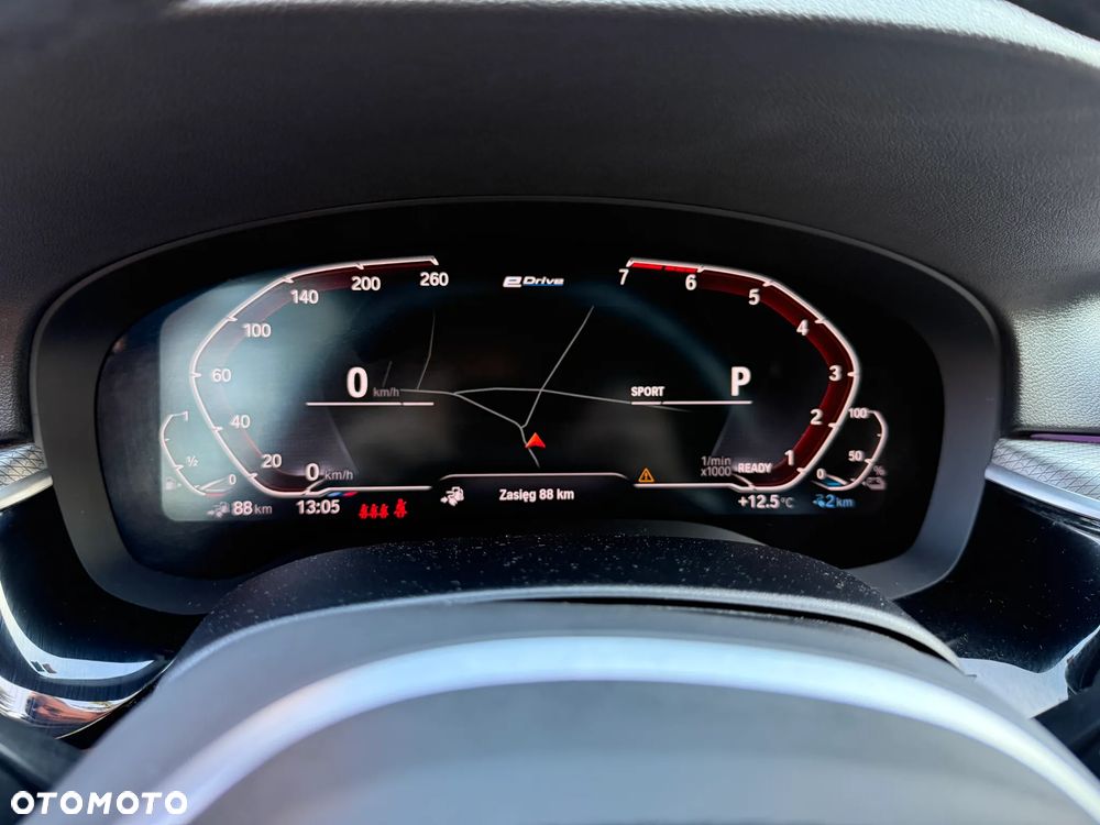 BMW Seria 5 530e iPerformance GPF Luxury Line sport - 25