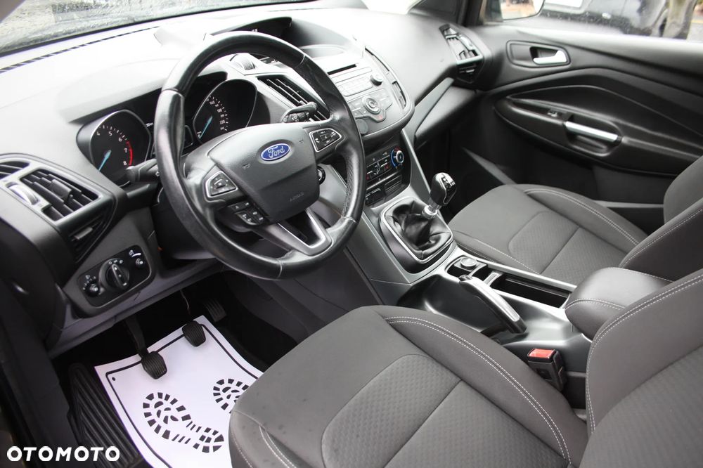 Ford Kuga 1.5 EcoBoost 2x4 Individual - 8