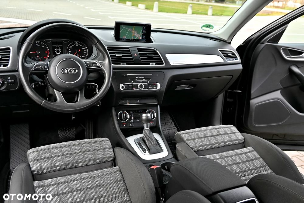 Audi Q3 2.0 TDI Quattro Design S tronic - 32
