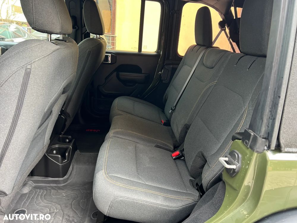 Jeep Wrangler 2.0 T-GDI AWD Automatik Sport - 24