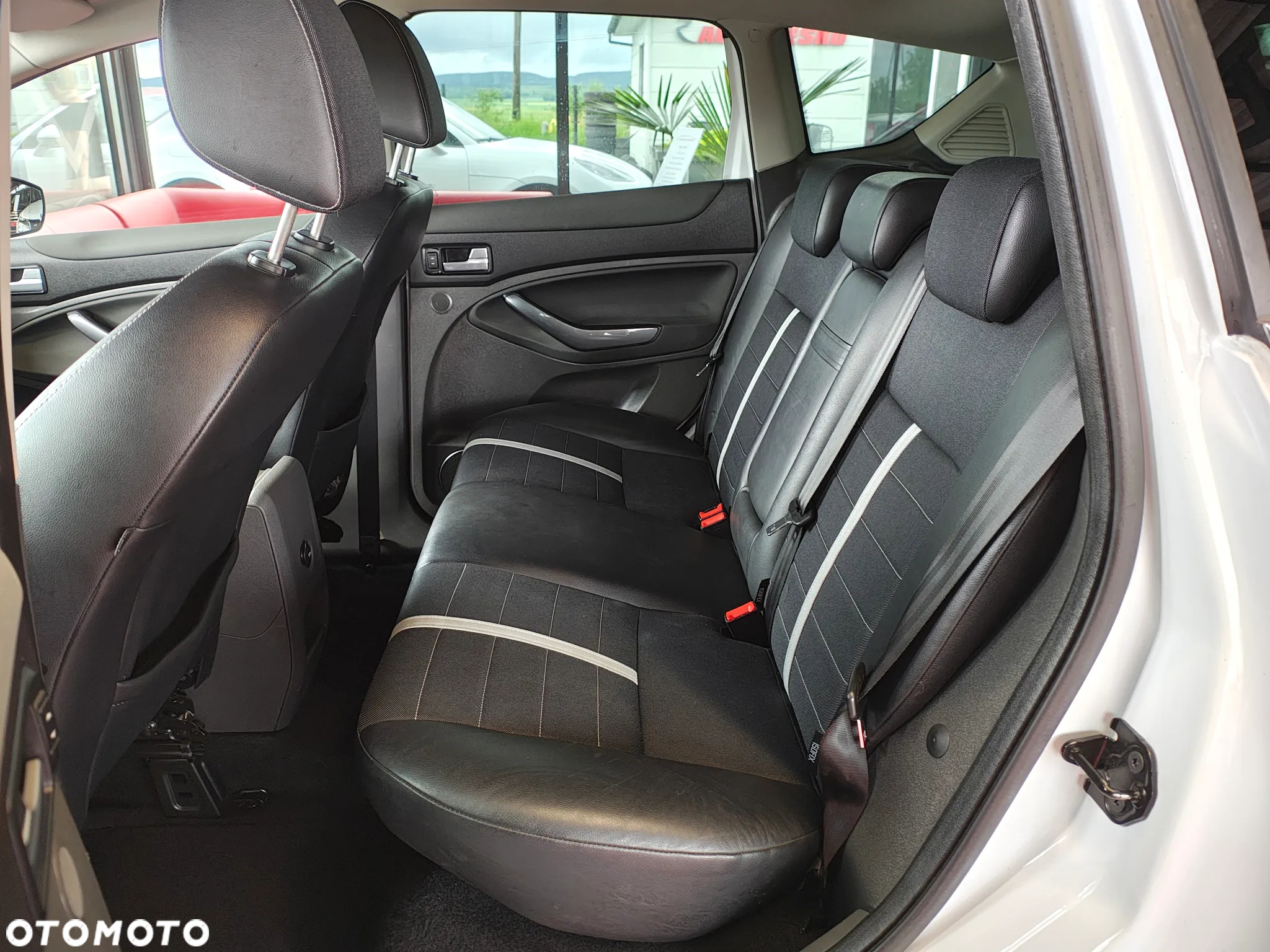 Ford Kuga 2.0 TDCi 4WD Titanium - 16