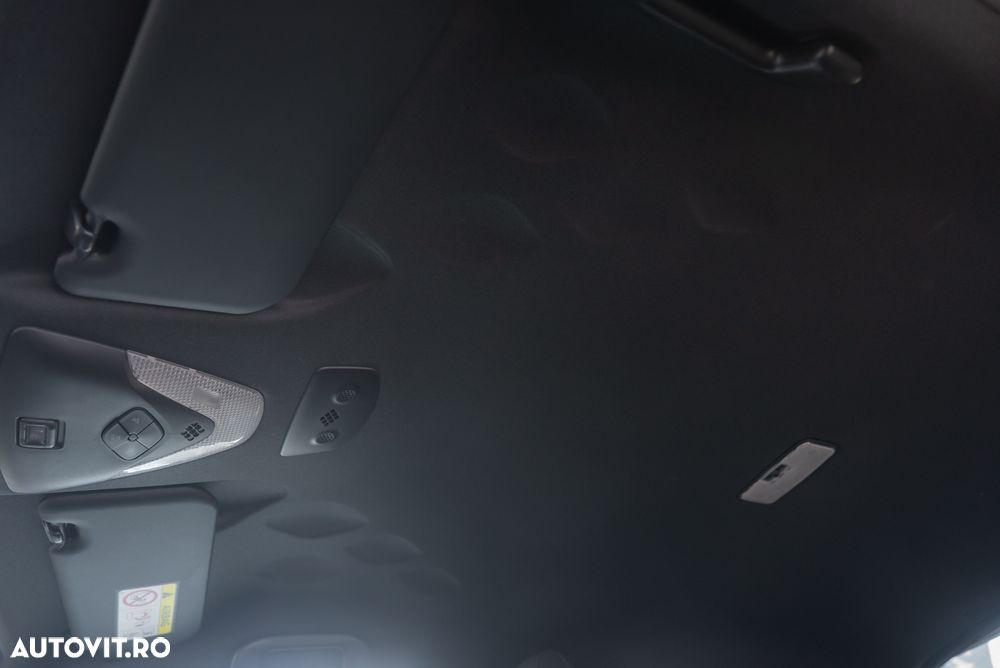 Toyota C-HR 1.8 HSD 4x2 CVT C-enter - 23