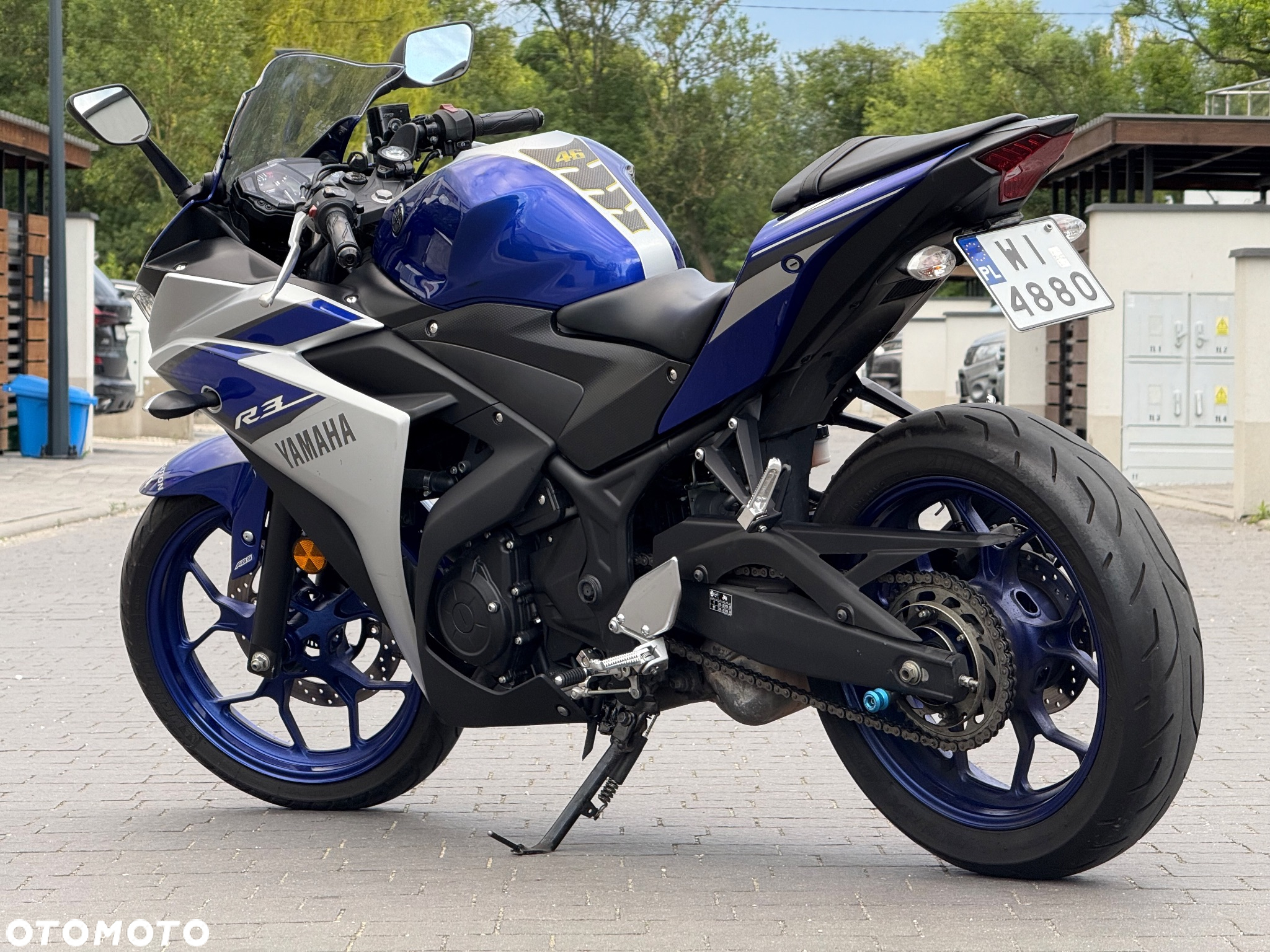 Yamaha R3 - 4