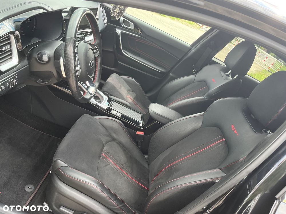 Kia ProCeed 1.6 T-GDI DCT7 OPF GT - 18