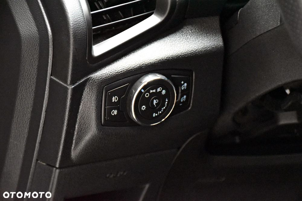 Ford EcoSport - 27