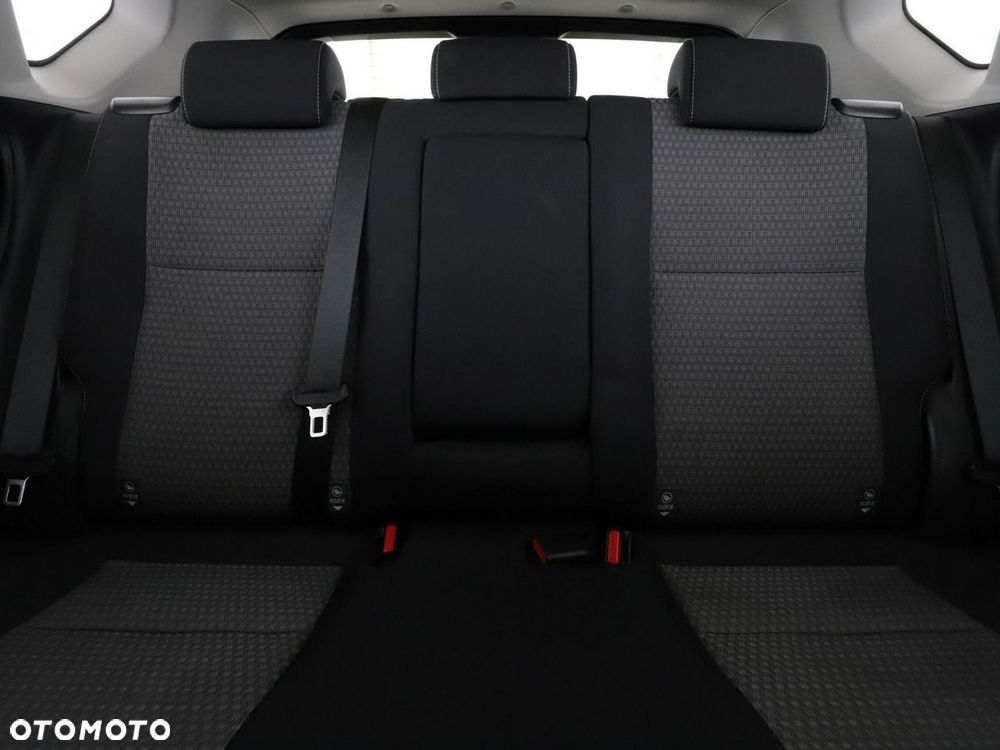 Toyota Auris 1.8 VVT-i Automatik Team Deutschland - 19