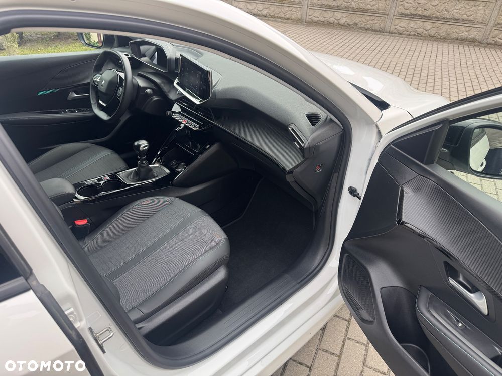 Peugeot 208 PureTech 100 Allure Pack - 13
