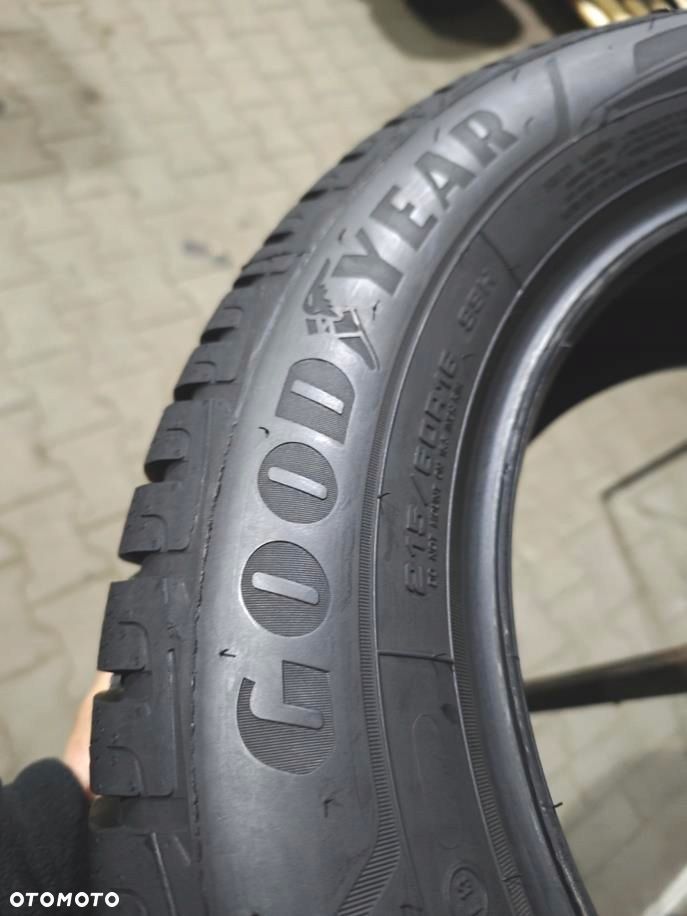 215/60R16 Goodyear Ultra Grip 2022r 9m opona pojedyncza zimowe 50045 - 3