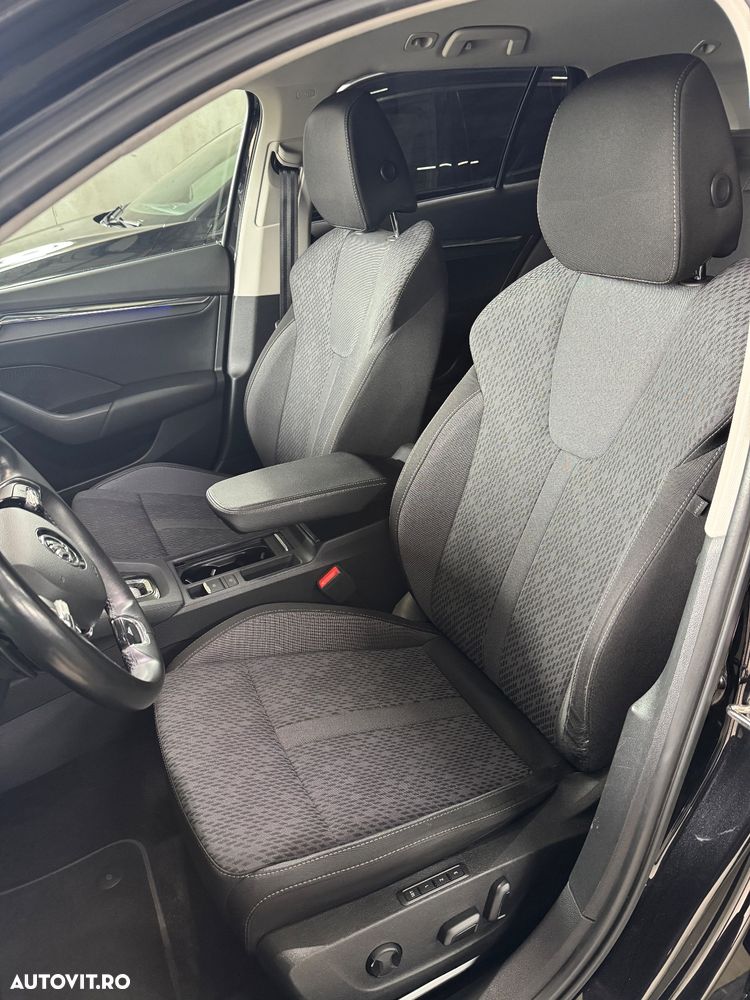 Skoda Octavia 2.0 TDI DSG Style - 9
