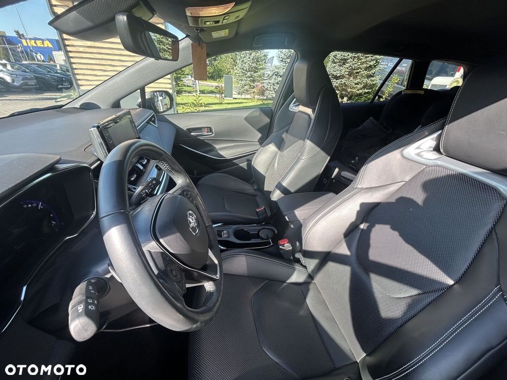 Toyota Corolla - 14
