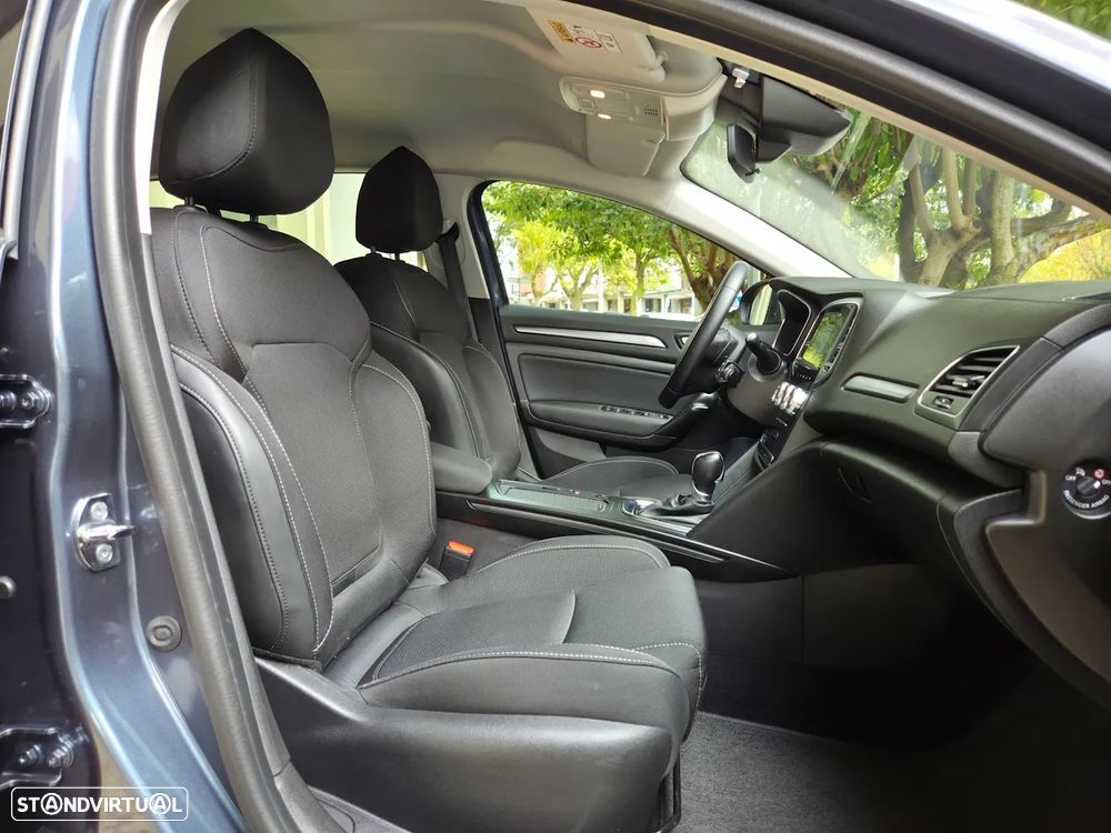 Renault Mégane Sport Tourer 1.6 E-Tech Plug-In Zen - 20