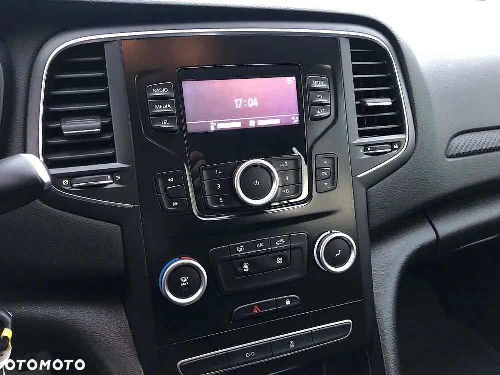 Renault Megane ver-1-3-tce-fap-intens - 13