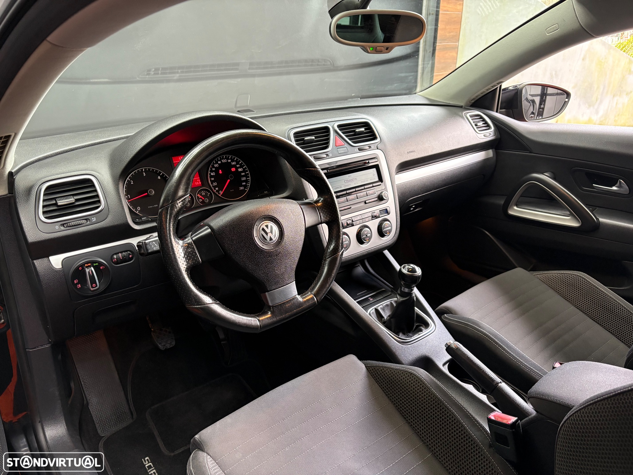 VW Scirocco 2.0 TDI Sport - 26