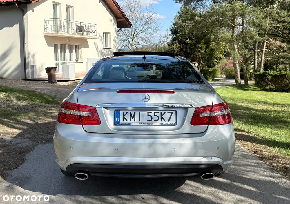 Mercedes-Benz Klasa E 350 CDI BlueEff - 9