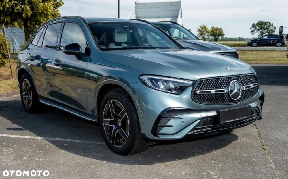Mercedes-Benz GLC 300 d 4Matic 9G-TRONIC AMG Line Advanced - 2