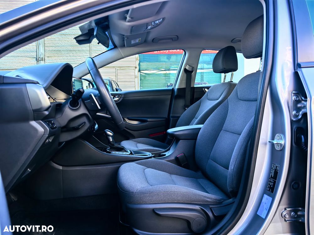 Hyundai IONIQ Plug-In 141CP Exclusive - 6