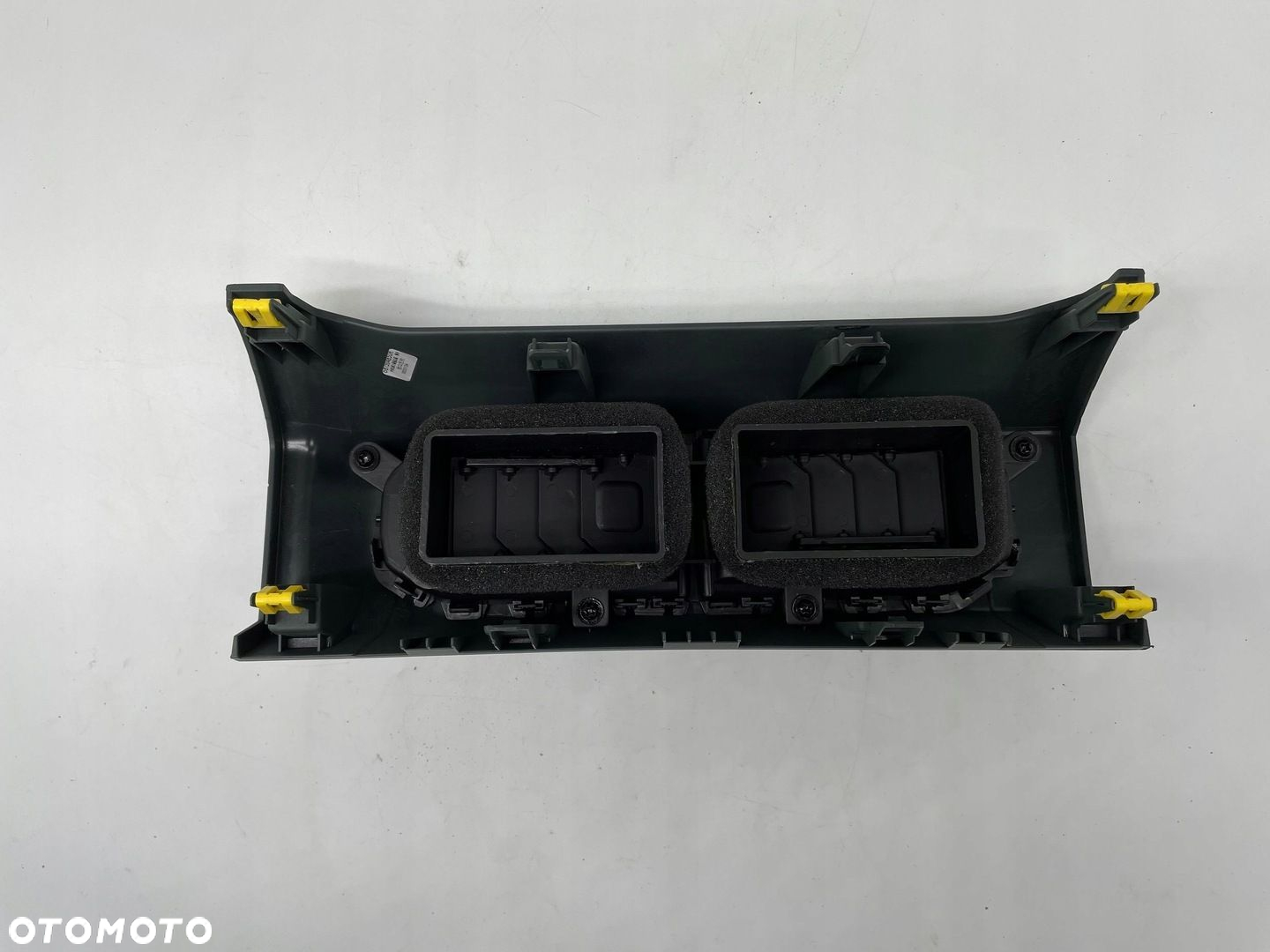 KRATKA NAWIEWU DACIA DUSTER III 2024 687504850R - 4