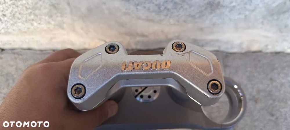 DUCATI MULTISTRADA 1200 1260 KOŁO FELGA TARCZE PÓŁKA DOLNA OŚ LAGI - 22