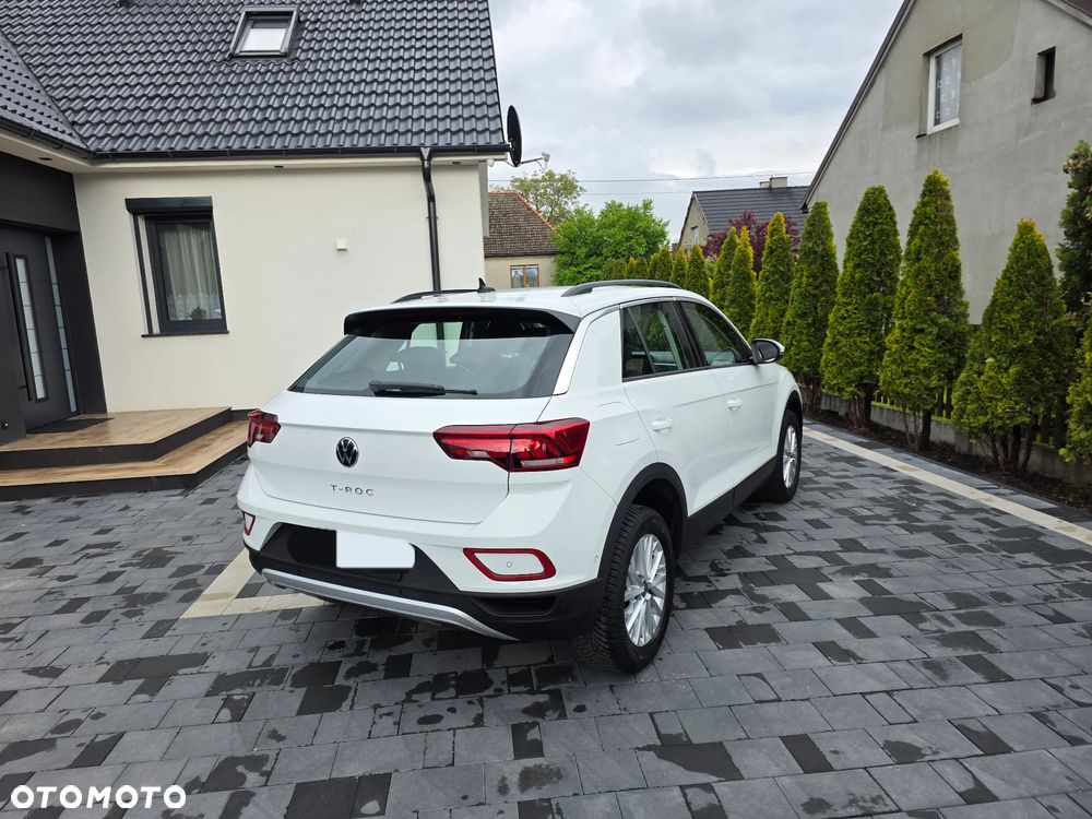 Volkswagen T-Roc - 12