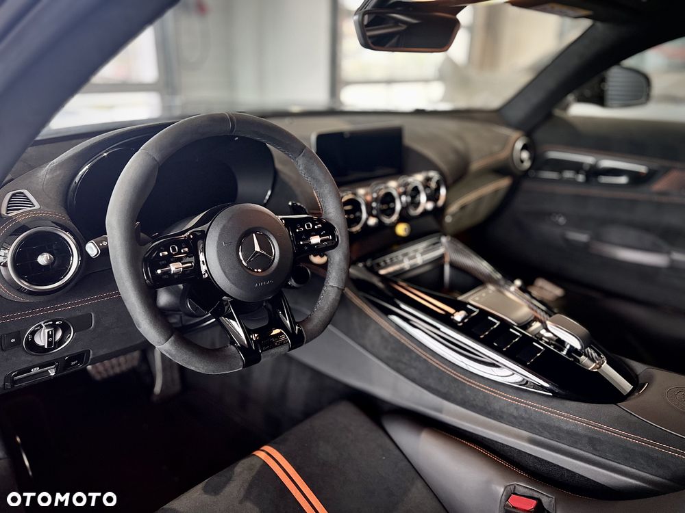Mercedes-Benz AMG GT - 5