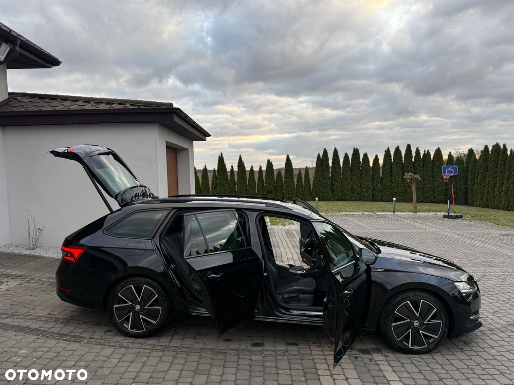 Skoda Superb 2.0 TDI Sportline DSG - 9