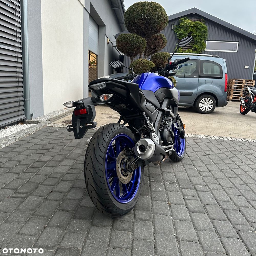 Yamaha MT - 4