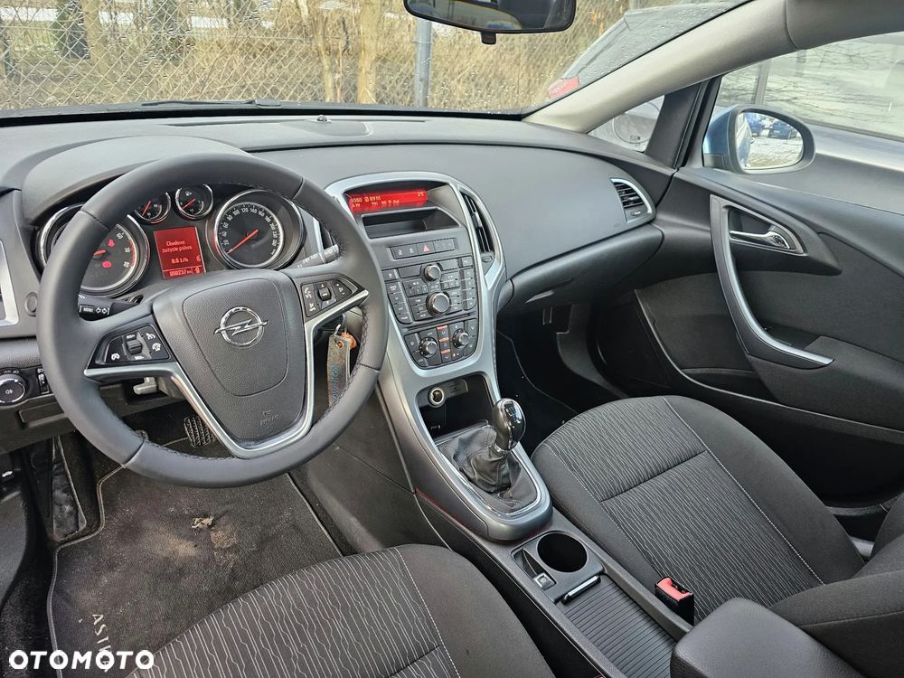 Opel Astra 1.4 Turbo - 16
