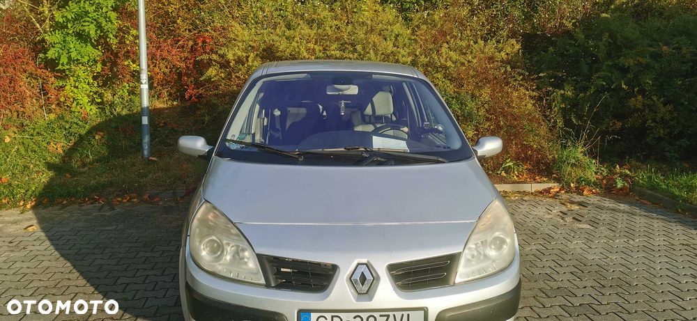 Renault Grand Scenic - 4