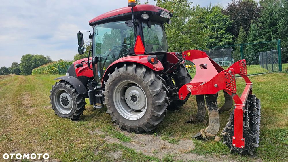 Case IH Farmall 75A - 2