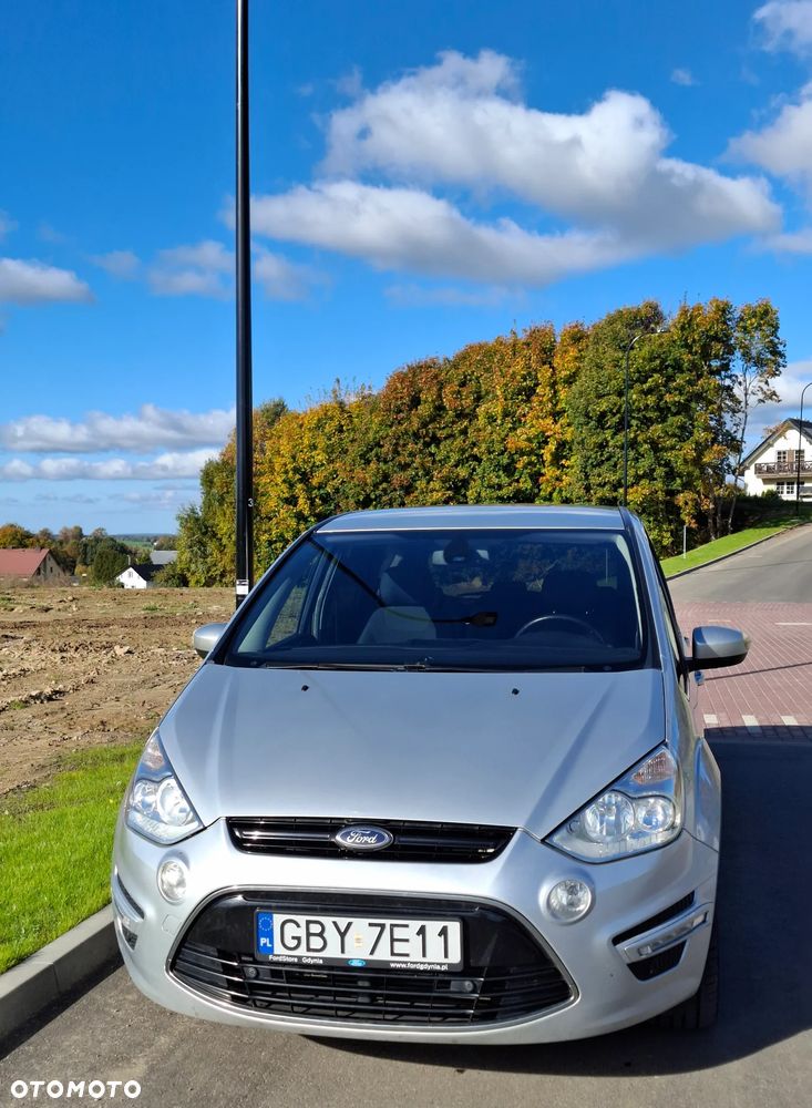 Ford S-Max 2011 photo 2